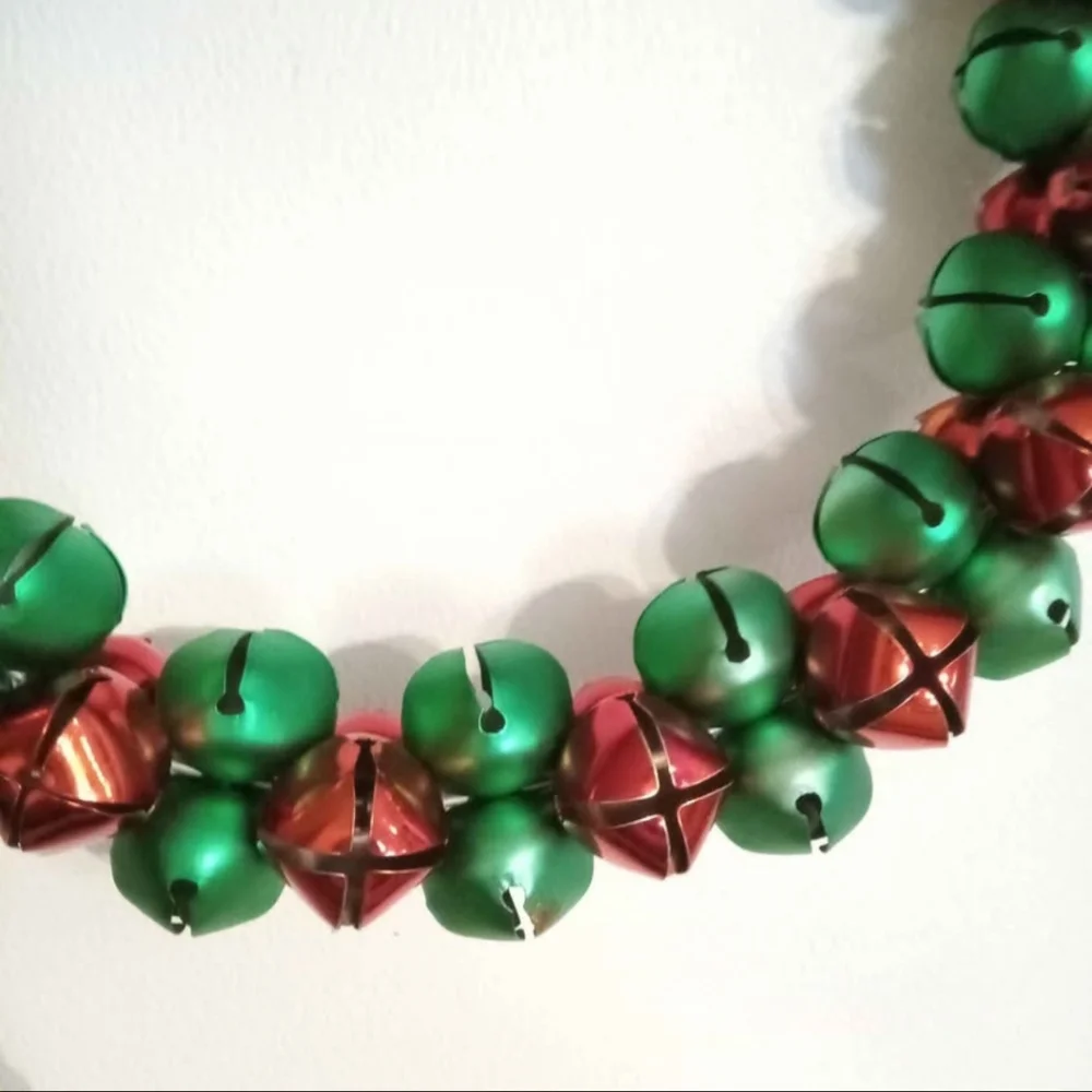 Jingle Bells Primitave Metal Christmas Holiday Wreath Red Green